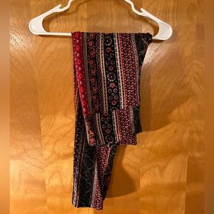 Colorful leggings by Terra & Sky in a size 0X (14W)